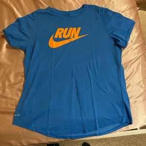 NIKE dry-for tee